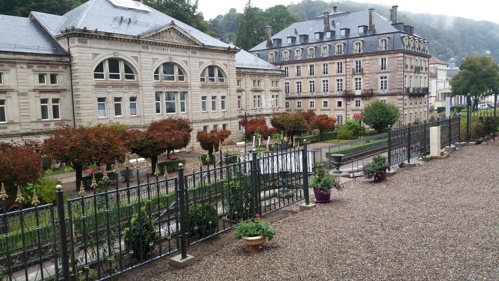 Palais thermal depuis la terrasse du chalet Impérial